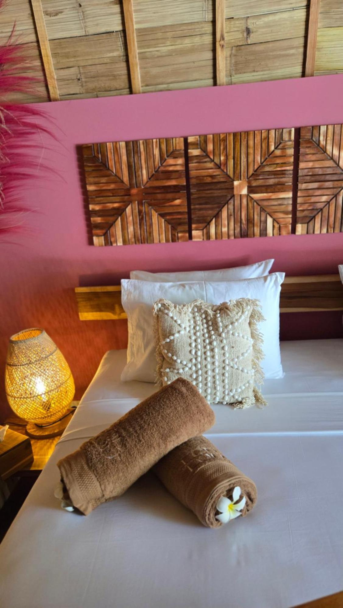 Hotel Les Sables Blancs - Adults Only - Gili Islands Exterior photo