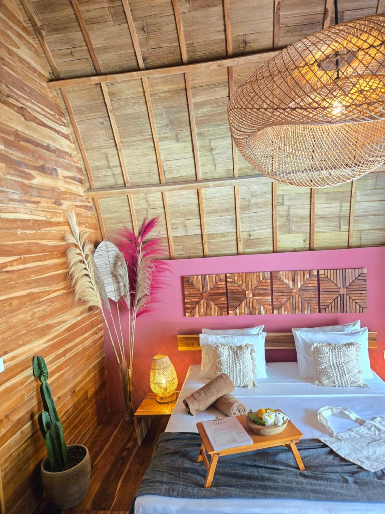 Hotel Les Sables Blancs - Adults Only - Gili Islands Exterior photo