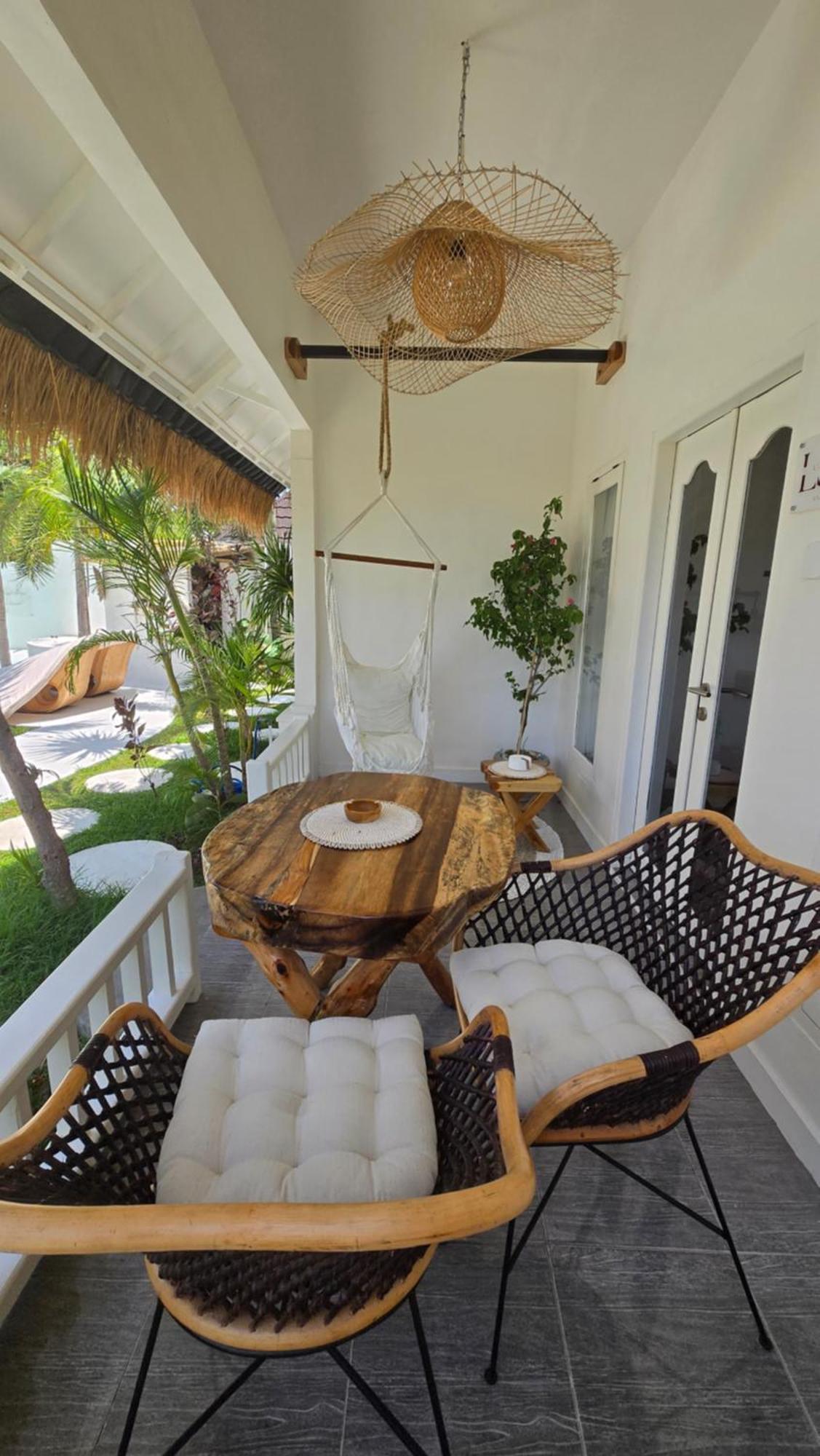 Hotel Les Sables Blancs - Adults Only - Gili Islands Exterior photo